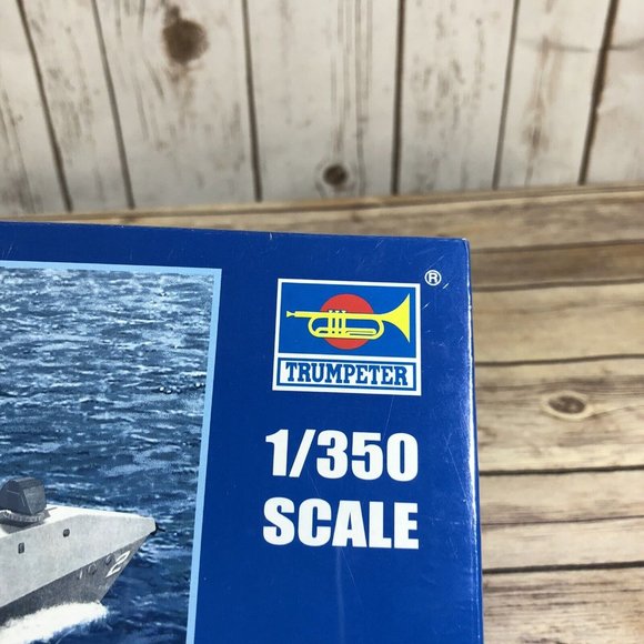 NEW Trumpeter USS Independence LCS-2 Warship Model Kit Plastic 2010 SEALED - Picture 12 of 12